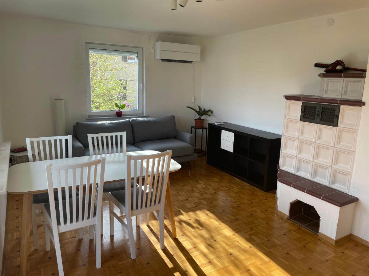 Sonnige 3 Zimmer Wohnung Mit Schoenem Balkon Im Gruenen Ройтлинген Экстерьер фото