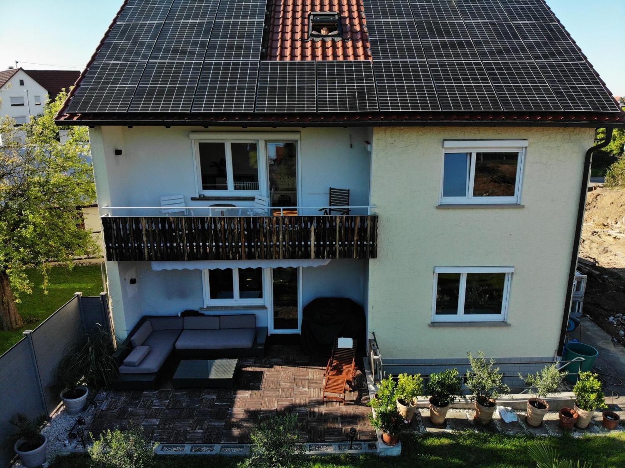 Sonnige 3 Zimmer Wohnung Mit Schoenem Balkon Im Gruenen Ройтлинген Экстерьер фото